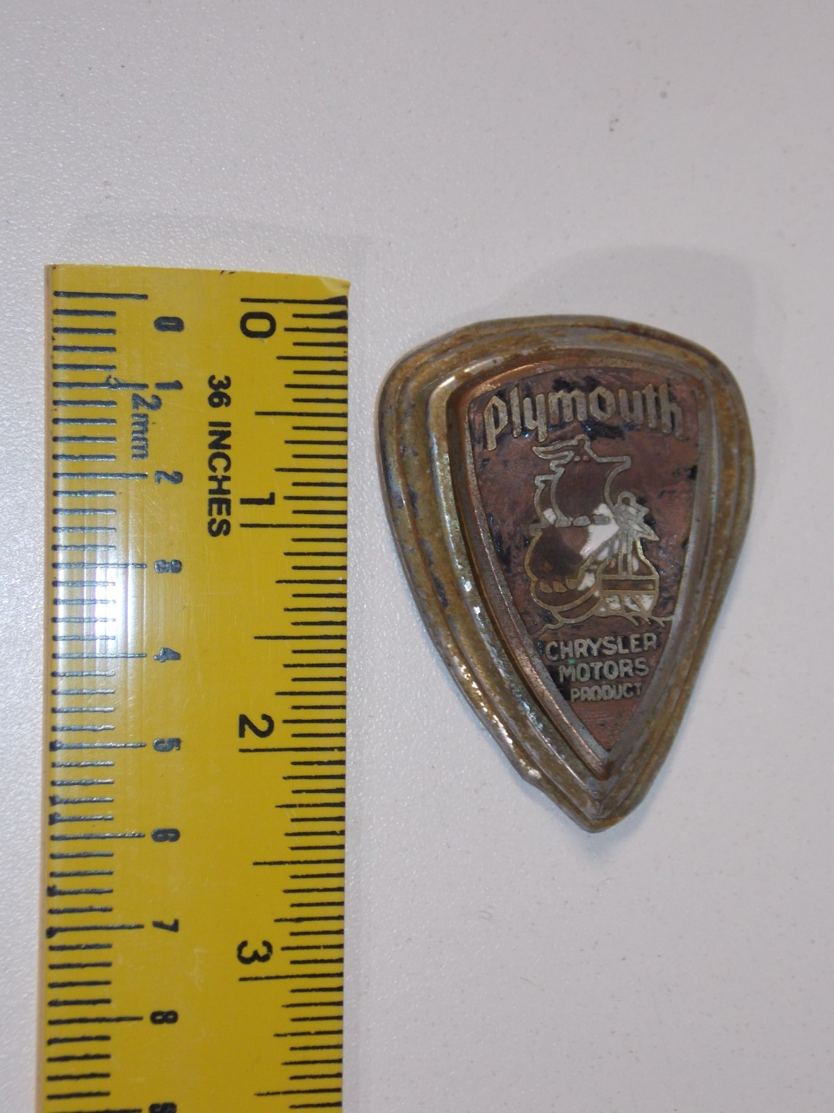 Rare 1931-1933 Plymouth Chrysler Motors Product Car Radiator Emblem Badge Logo