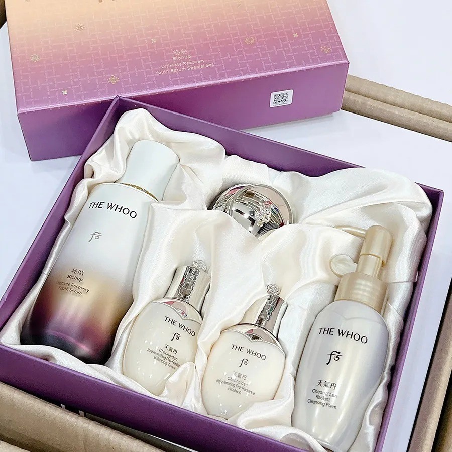 THE WHOO Bichup Ultimate Recovery Youth Serum 90mL Limited Edition THE WHOO Bichup Ultimate Recovery Youth Serum 90mL Limited Edition
