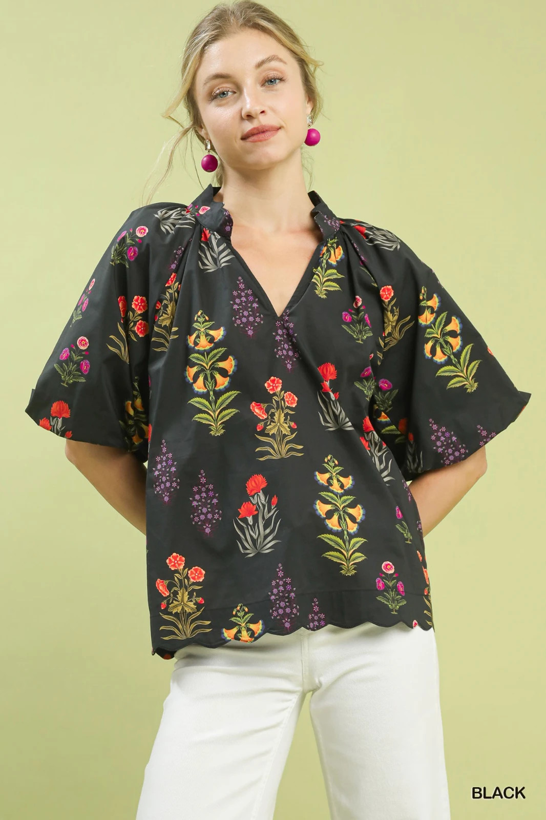 Umgee Black Floral Print Top V- Neckline w/ Subtle Collar Detail & Scallop Hem Umgee Black Floral Print Top V- Neckline w/ Subtle Collar Detail & Scallop Hem