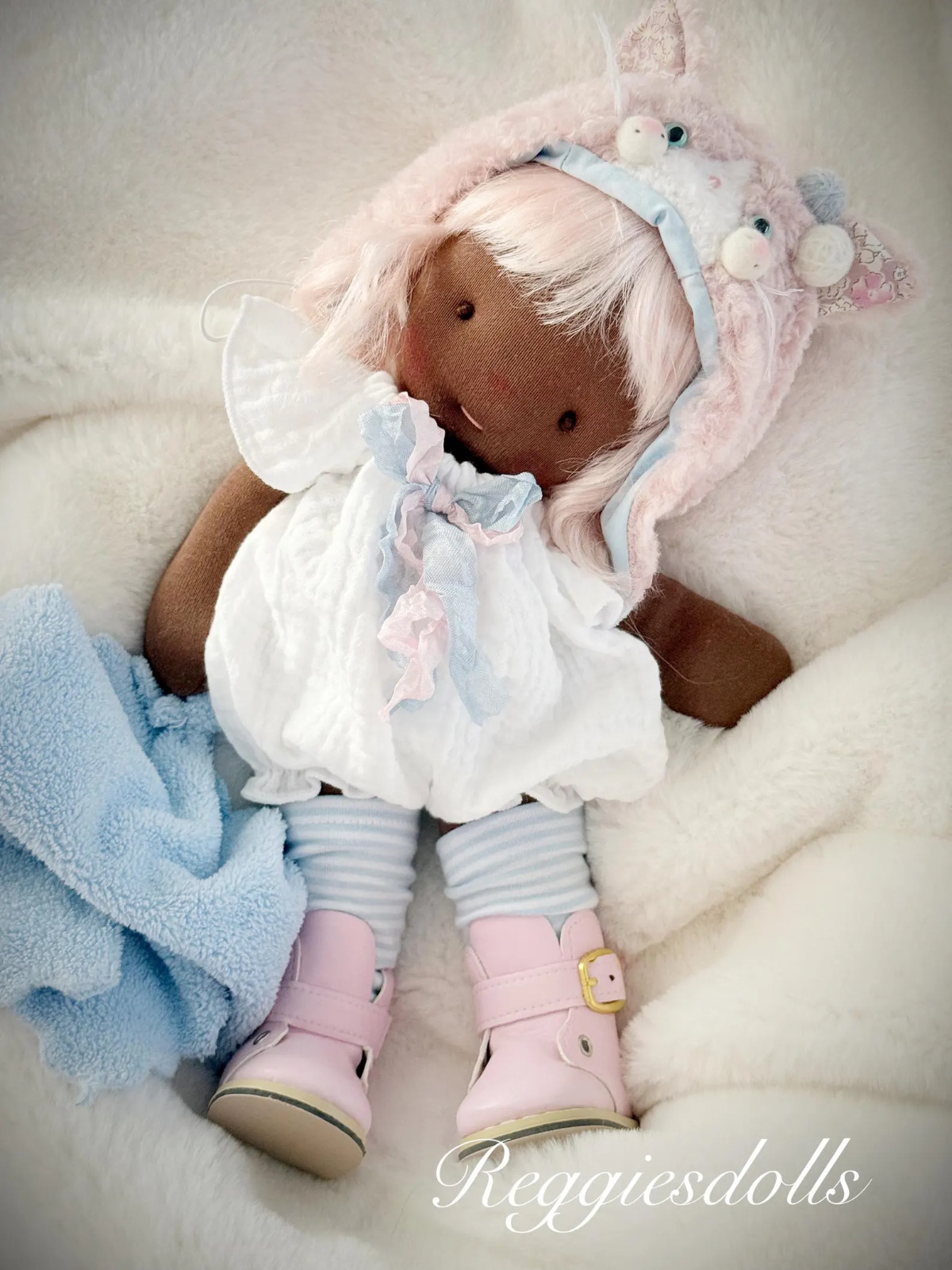 Ooak cloth doll by Reggie’s dolls