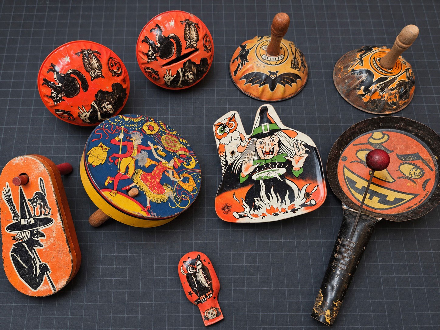 9 Vintage Halloween Noisemakers 1920s-50s Chein Cohn Kirchhof US Metal WORKING