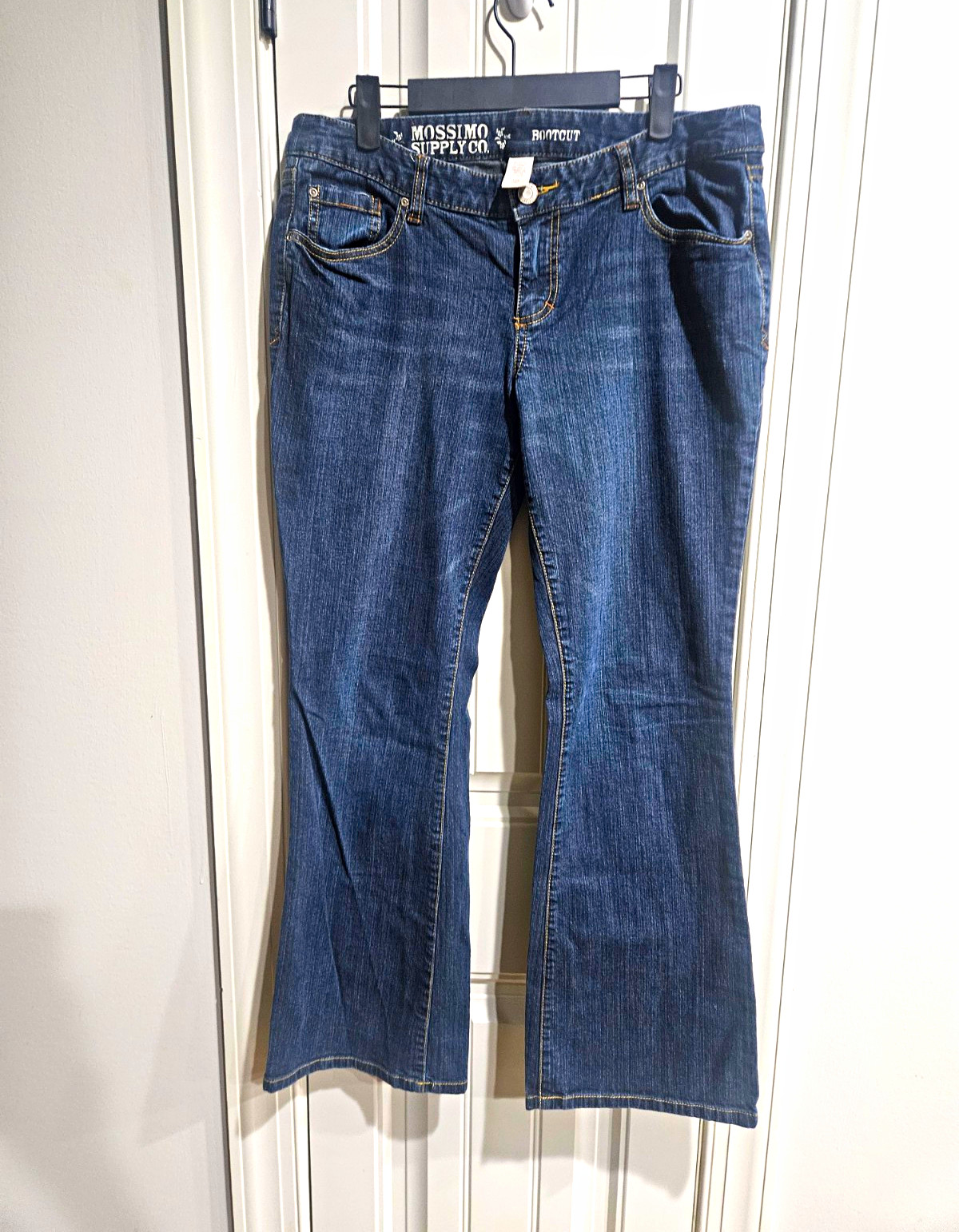 Mossimo Supply Co. Juniors Bootcut Medium Wash Blue Denim Stretch Jeans Size 13
