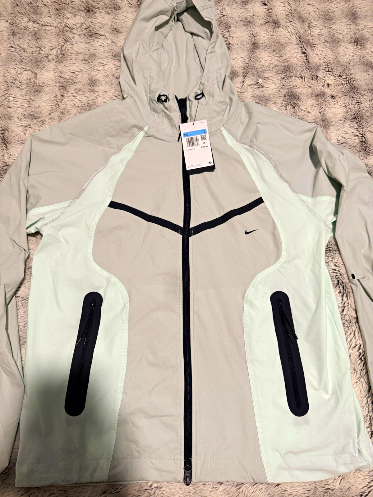 Nike Dri-FIT Men\'s Hooded Full-Zip Windbreaker Jacket Gray/Mint Colorblock M