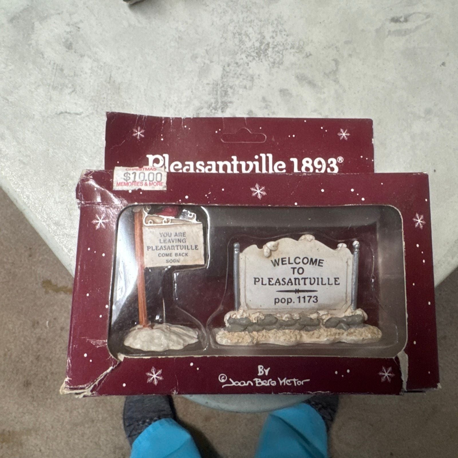 Vintage Pleasantville 1893 Welcome & Leaving Signs 