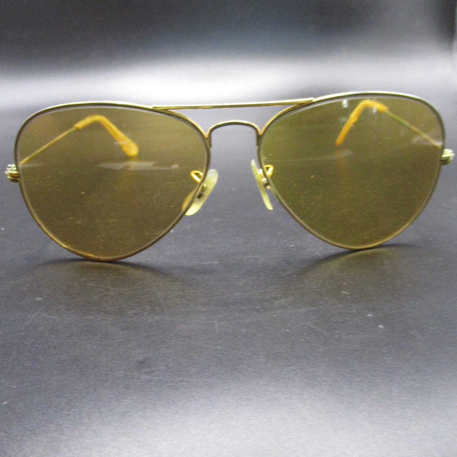 Vintage B&L Ray-Ban Aviator Sunglasses Gold Frame Brown Lenses Shooters Vintage B&L Ray-Ban Aviator Sunglasses Gold Frame Brown Lenses Shooters