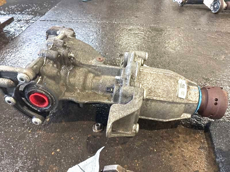 2013-2016 Ford Escape 2.0L Rear Axle Differential Carrier Assembly - Ratio 3.51.