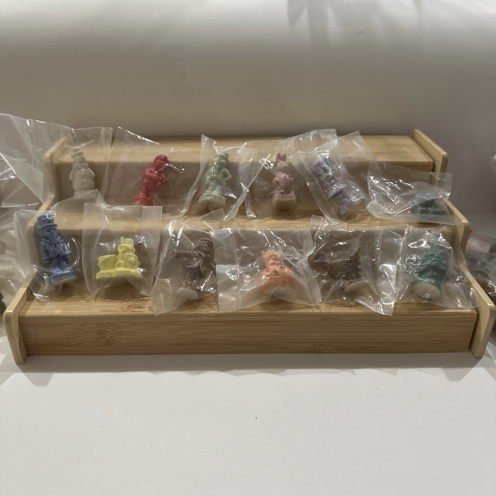 Wade Whimsies Complete Set of 12  Holiday Calendar Series, Red Rose Figurines