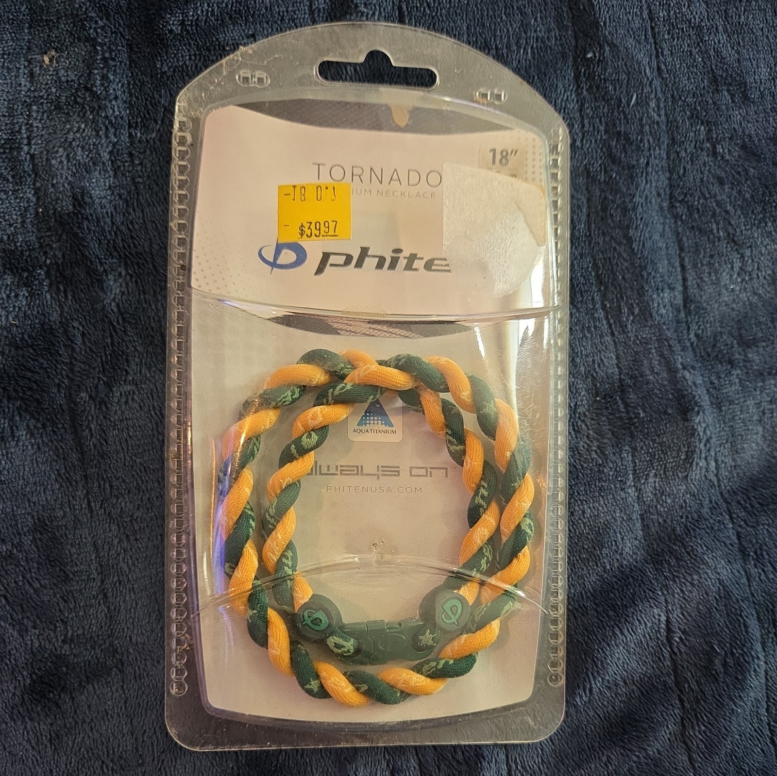 Phiten Tornado Aqua-Titanium Necklace green/gold 18