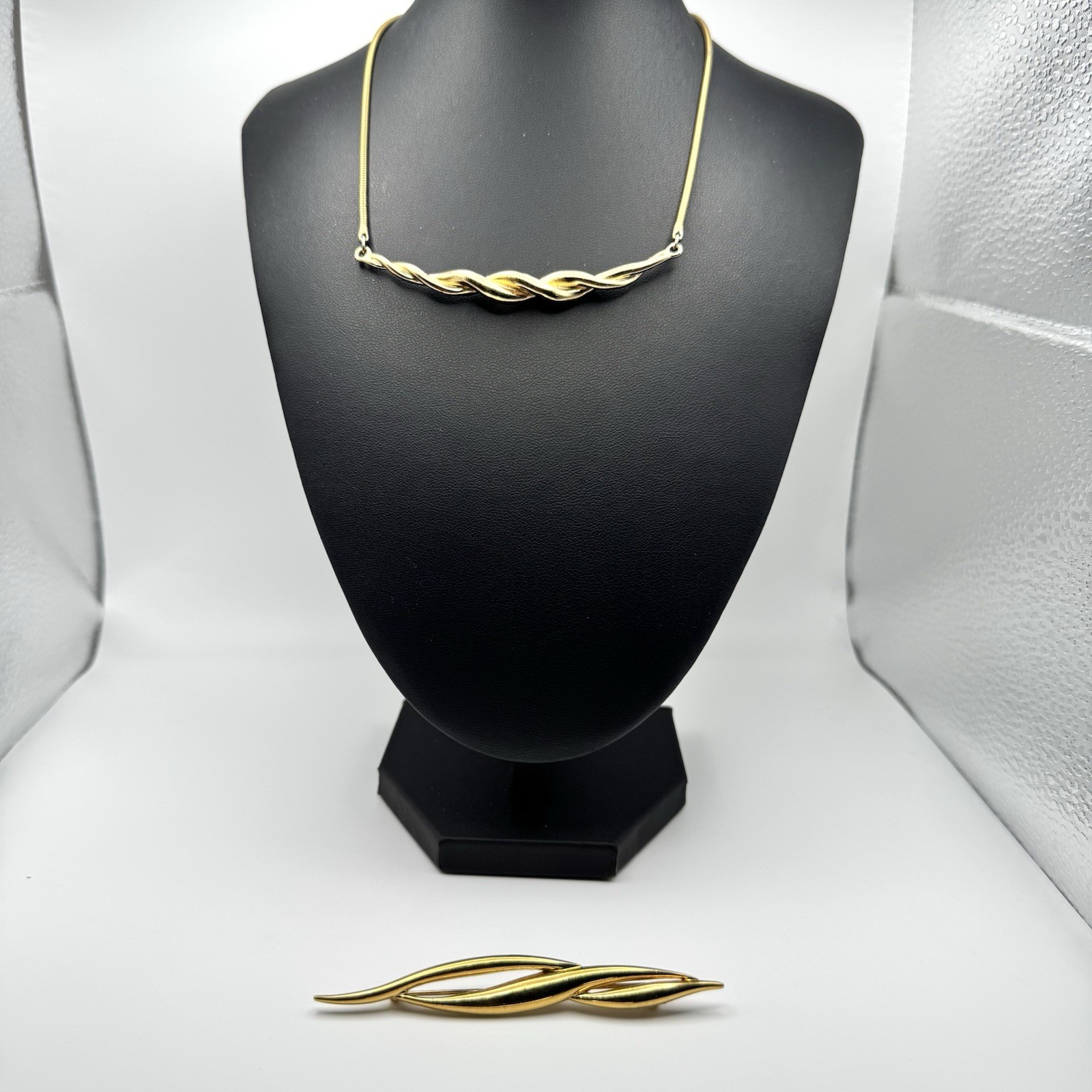 Vintage Napier Monet Jewelry Lot Gold Tone Necklace Brooch Modernist Statement
