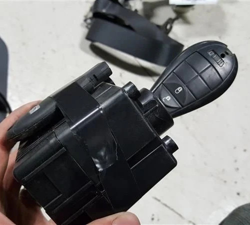 2011-2012 Dodge Ram 1500 Ignition Switch Assembly With Key OEM Tested Clean