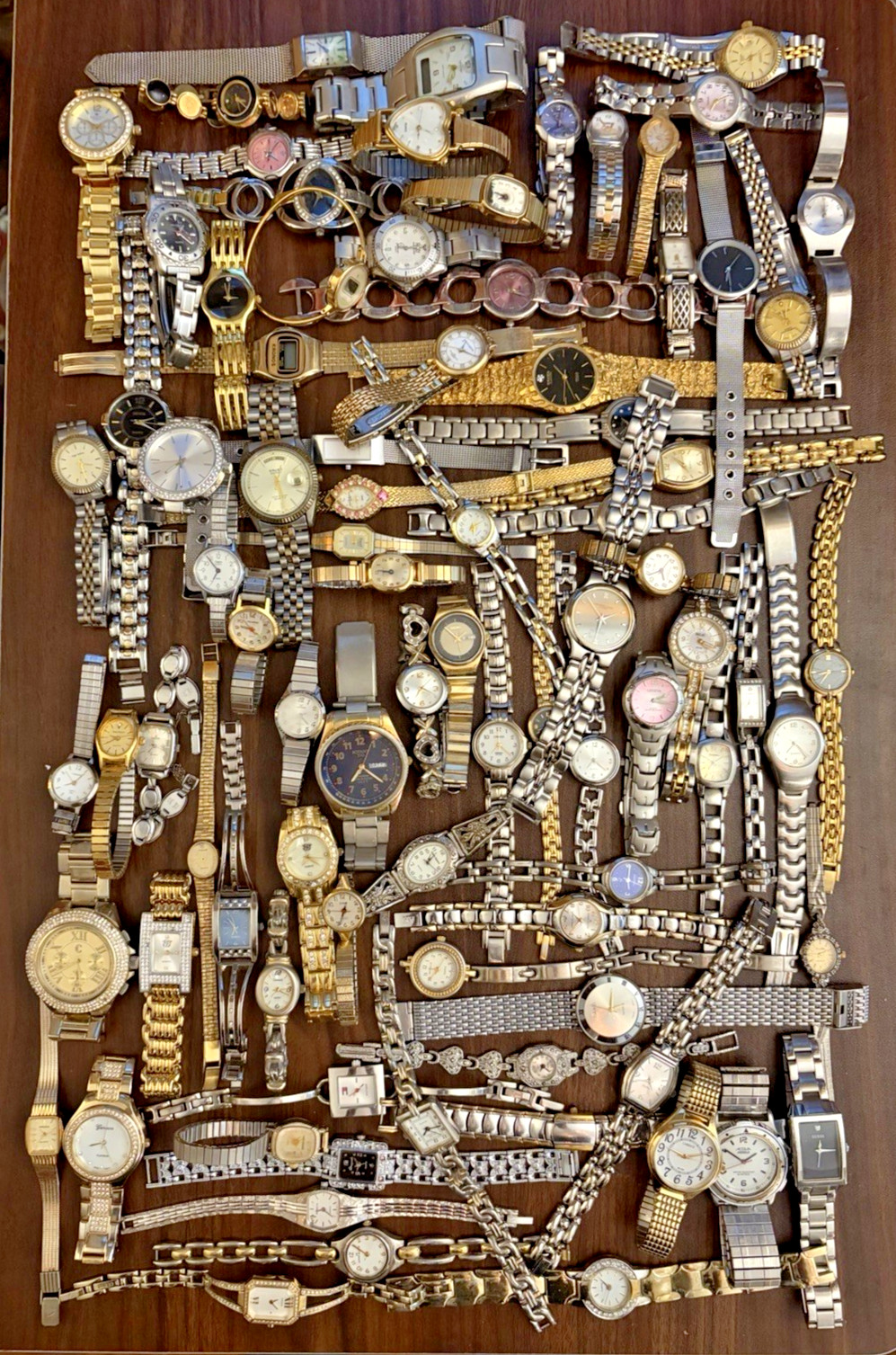 HUGE Lot 80 Vintage Now Used Watches few run GoldSilver Tone Gruen SEIKO Pulsar+