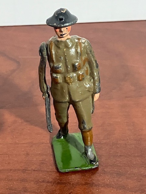 Vintage Britains Set 160 Territorial Infantry Lead Soldier Movable Arm