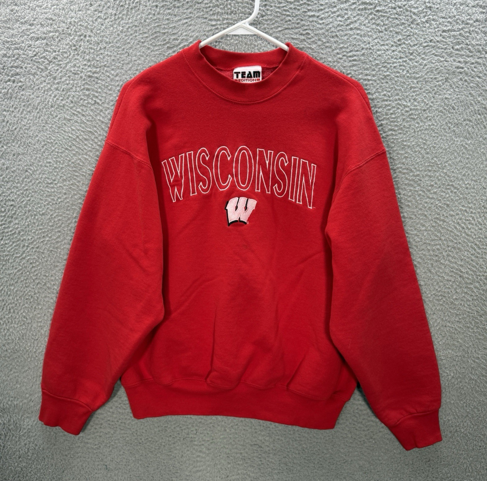 Vintage Wisconsin Badgers Sweatshirt Adult XL Red Crewneck Embroidered 90s Y2K