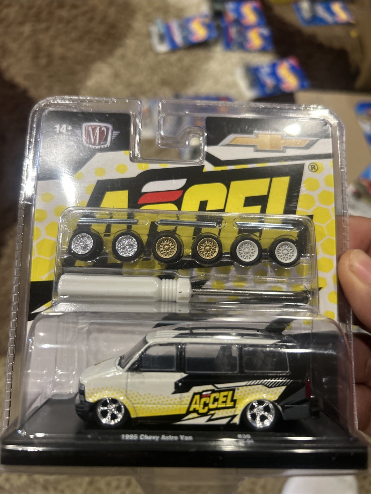 2026 M2 MACHINES VHTF O’RIELLYS ACCEL 1995 CHEVY ASTRO VAN