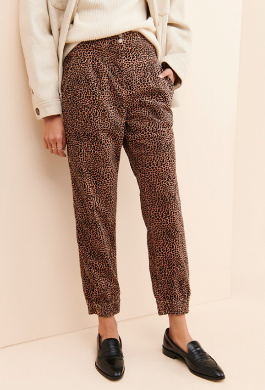 Anthropologie Kalea Corduroy Trouser Joggers Leopard Print Boho Streetwear Sz M Anthropologie Kalea Corduroy Trouser Joggers Leopard Print Boho Streetwear Sz M