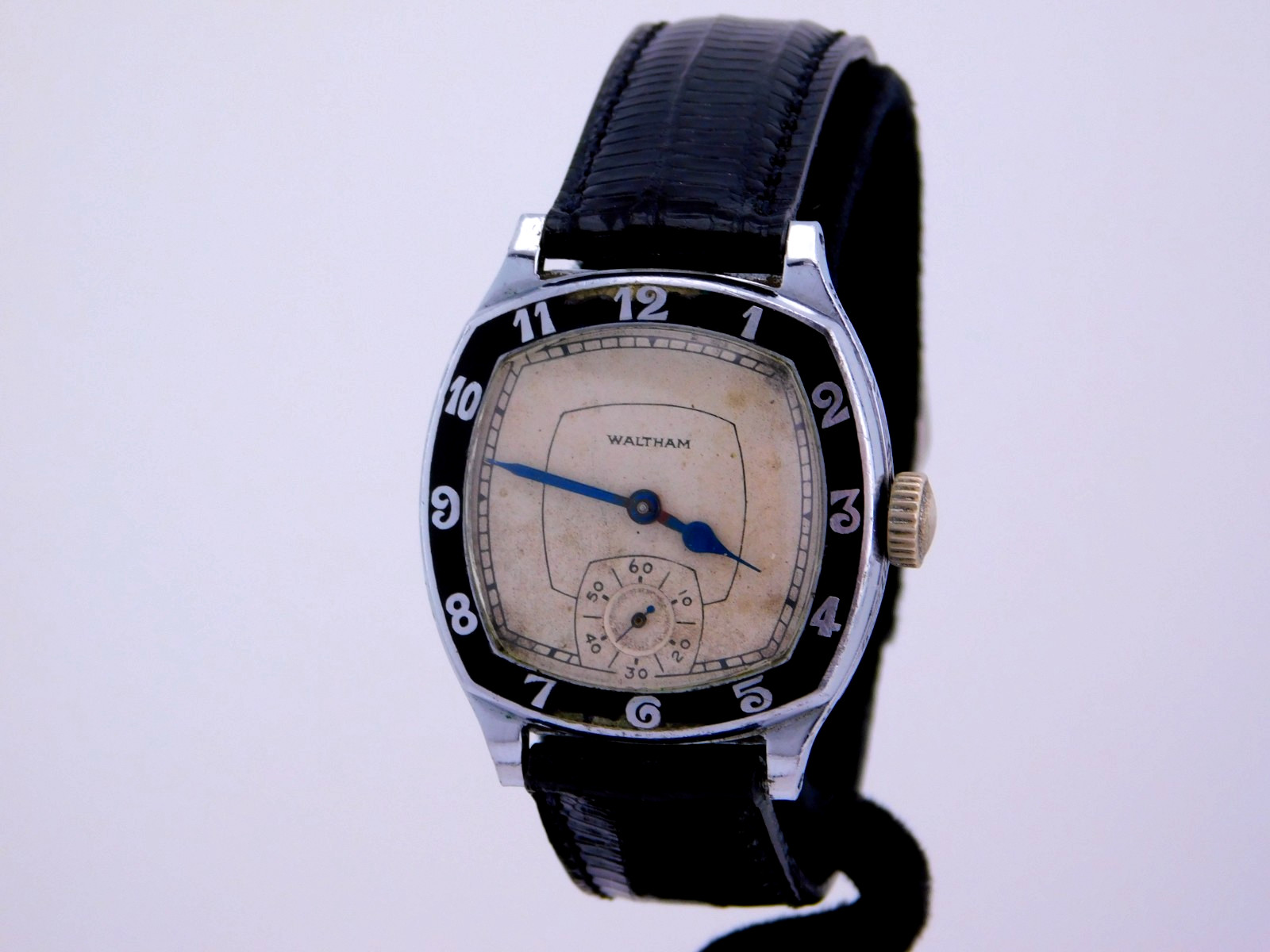 VINTAGE WALTHAM 