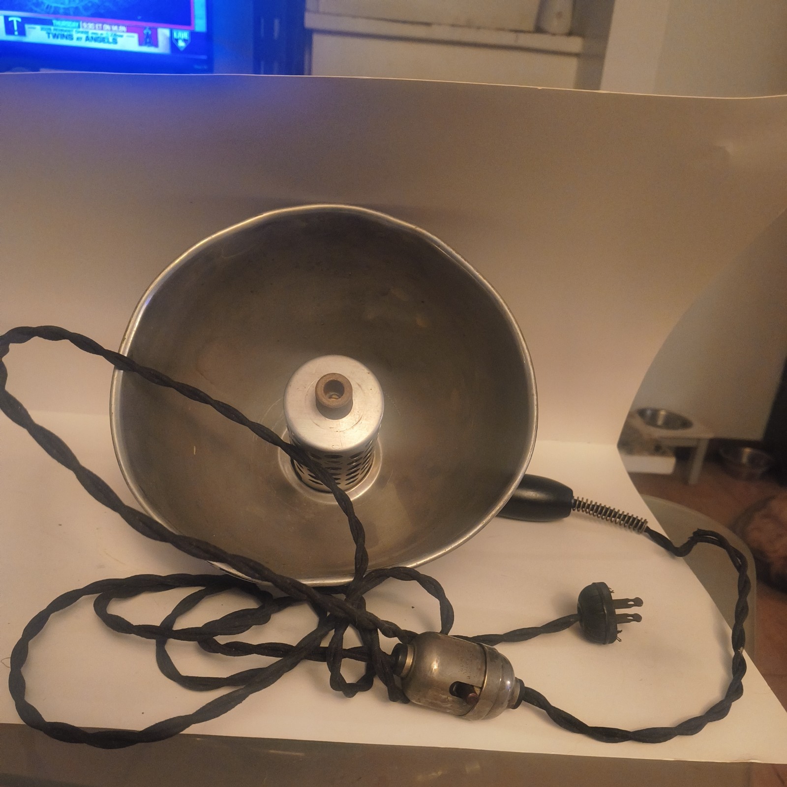 Antique Burdick Zoalite Z-1 Medical Heat Lamp Steampunk Industrial  powers on