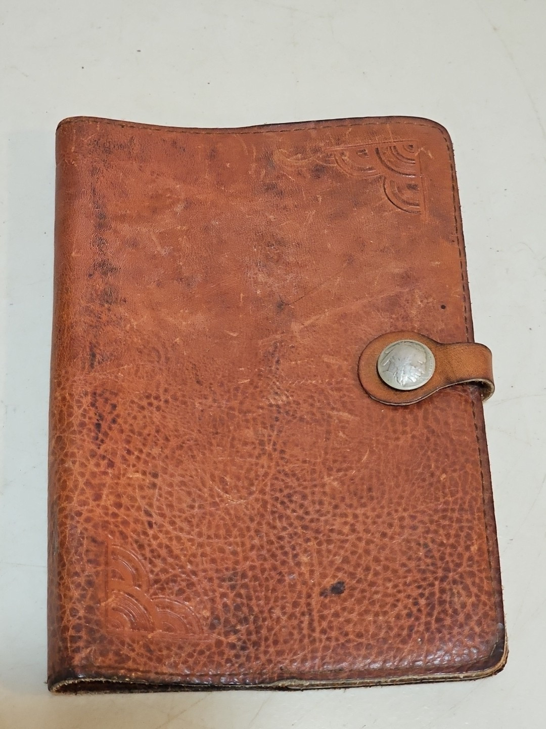 RARE ANTIQUE BUFFALO INDIAN HEAD LIBERTY SNAP LEATHER JOURNAL COVER. EARLY 1900S