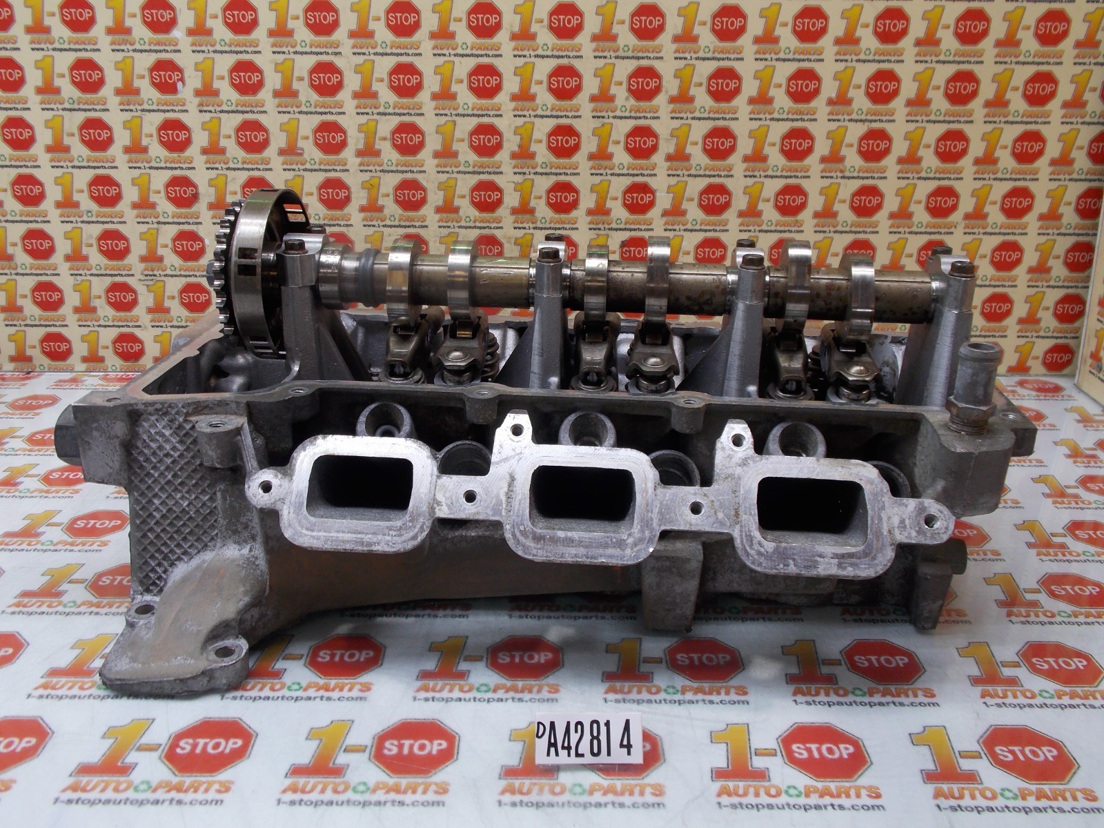 2002-2004 JEEP LIBERTY RIGHT SIDE ENGINE CYLINDER HEAD ASSEMBLY 53020984 OEM 2002-2004 JEEP LIBERTY RIGHT SIDE ENGINE CYLINDER HEAD ASSEMBLY 53020984 OEM