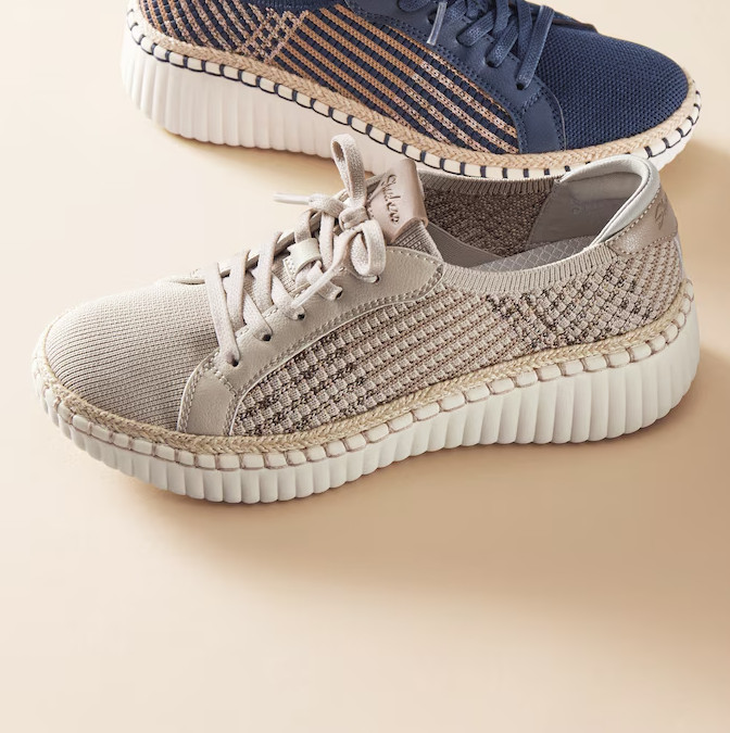 NEW Skechers Women's Wilshire Blvd Breezy Stroll Lace-Up Taupe Medium Size AUTH