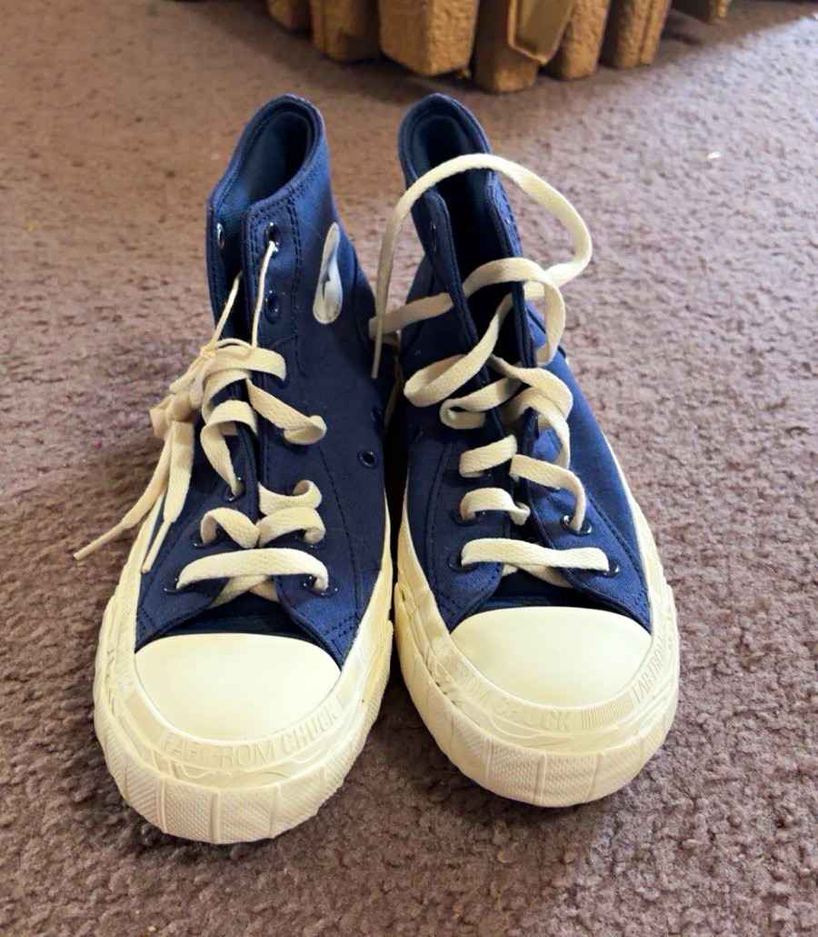 Converse Chuck Taylor All Star Mid Top Lace Up Sneakers Blue/White Unisex Converse Chuck Taylor All Star Mid Top Lace Up Sneakers Blue/White Unisex