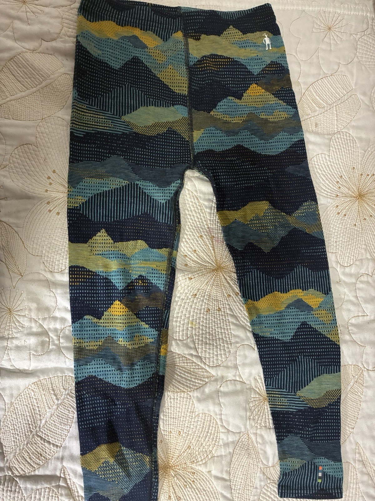 Smartwool Girls M 100% Merino Wool Base Layer Leggings Mountain Print