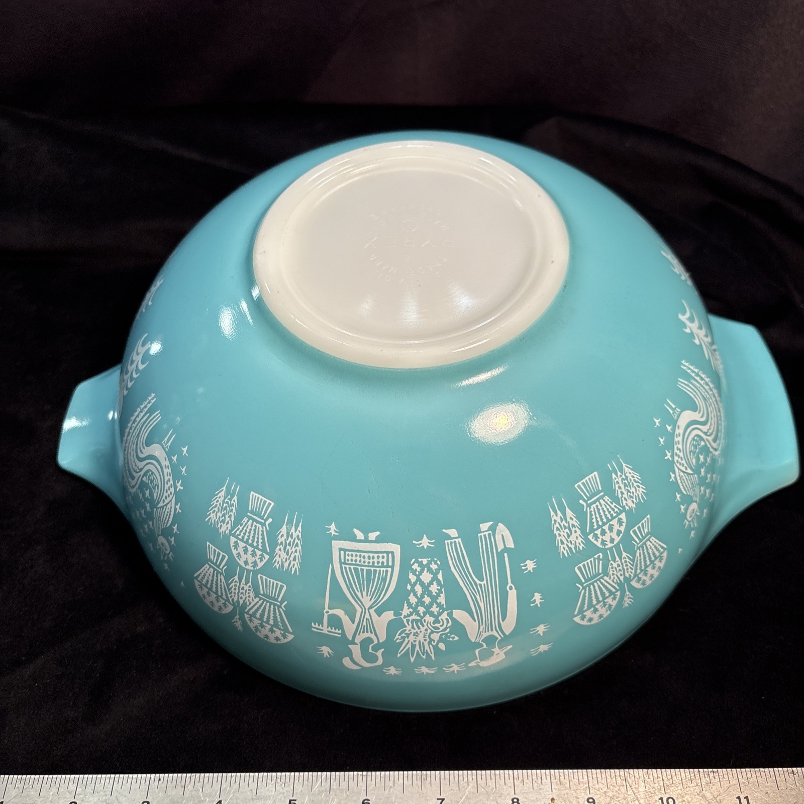 Pyrex CINDERELLA Amish Butterprint 4 Qt Mixing Bowl Blue Turquoise 444 Vintage Pyrex CINDERELLA Amish Butterprint 4 Qt Mixing Bowl Blue Turquoise 444 Vintage