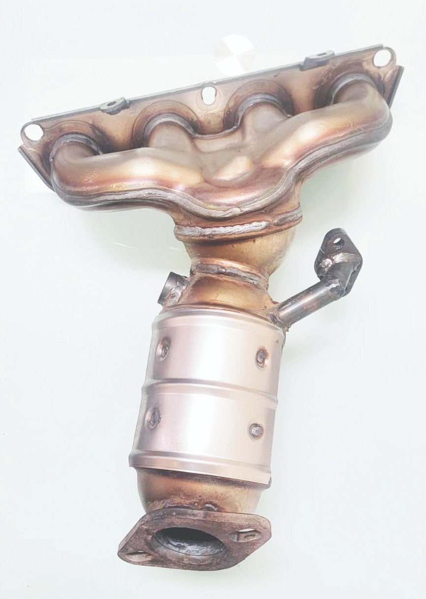 fits 2021 TO 2023 Kia Rio  1.6L Manifold Catalytic Converter