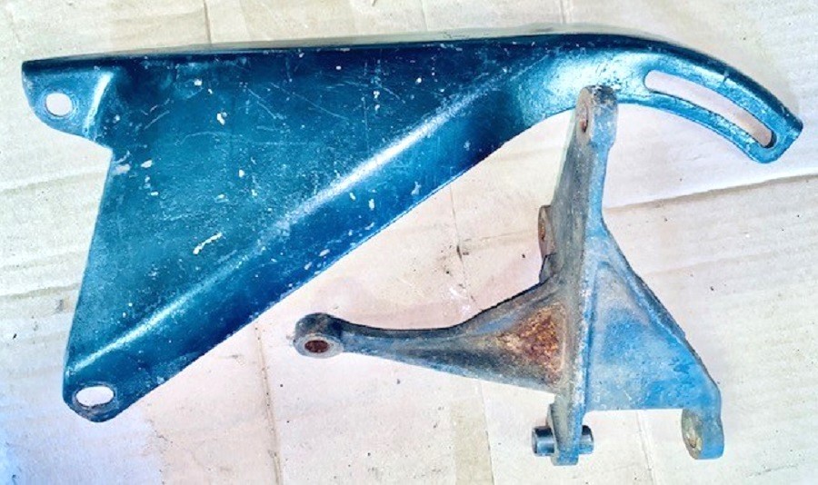 1966-68 SS396/325/360-427/390 Chevelle,Camaro,Impala GM Original alter. brack.