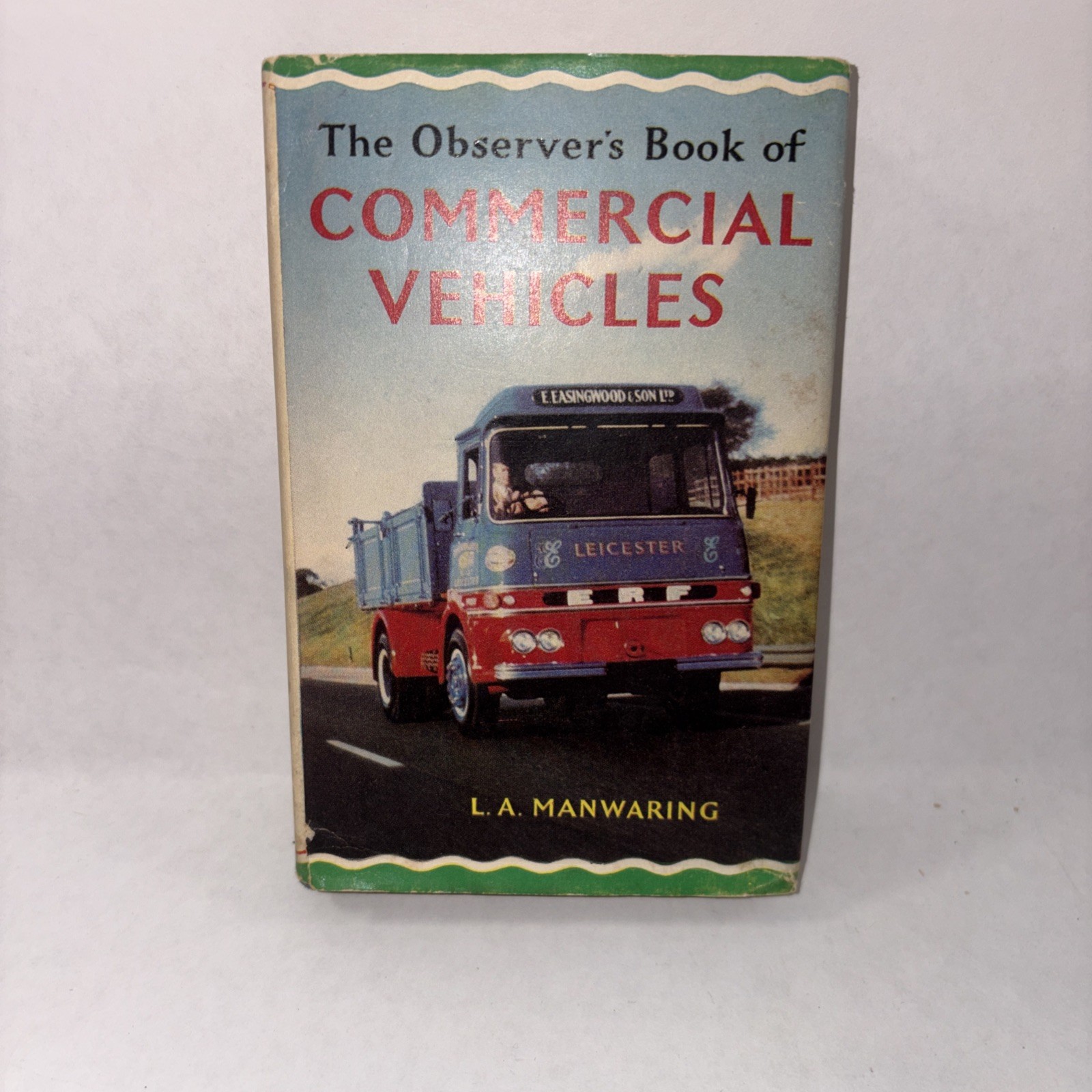 Vintage 1966 OBSERVER'S BOOK of COMMERCIAL VEHICLES #40 Warne HCDJ