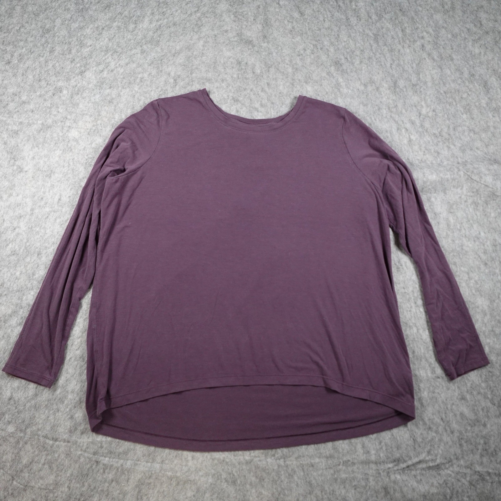 Athleta Top Women Large Purple Long Sleeve Pleated Back High Low Hem Stretch