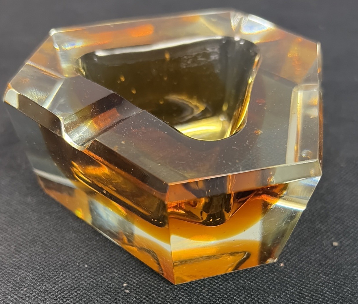 Faceted Sommerso Clear Amber Glass Ashtray Murano Italy Faceted Sommerso Clear Amber Glass Ashtray Murano Italy