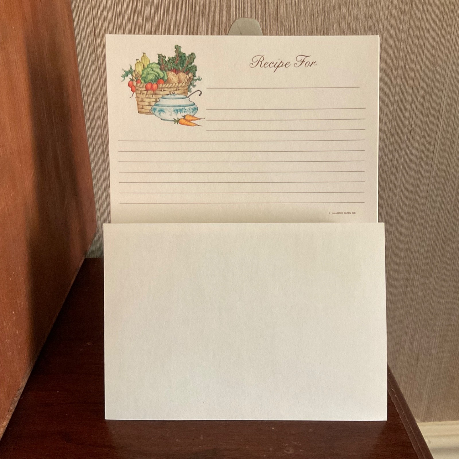 50 new / unused 3.5 x 5 Hallmark Recipe Cards Vegetables blue white soup tureen 50 new / unused 3.5 x 5 Hallmark Recipe Cards Vegetables blue white soup tureen