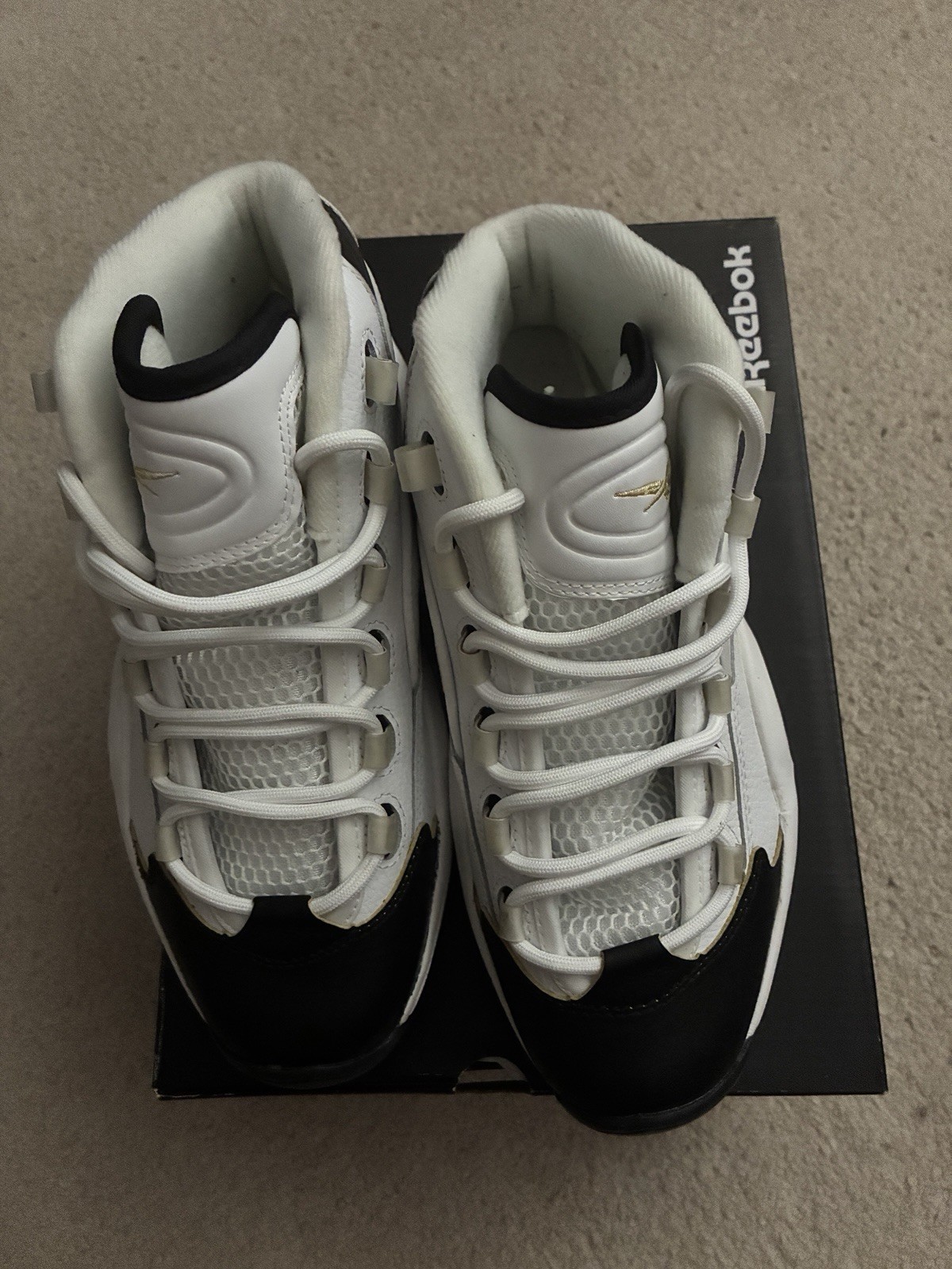 Reebok Men\'s Mid Top Athletic Sneakers White/Black/Gold Lace Up