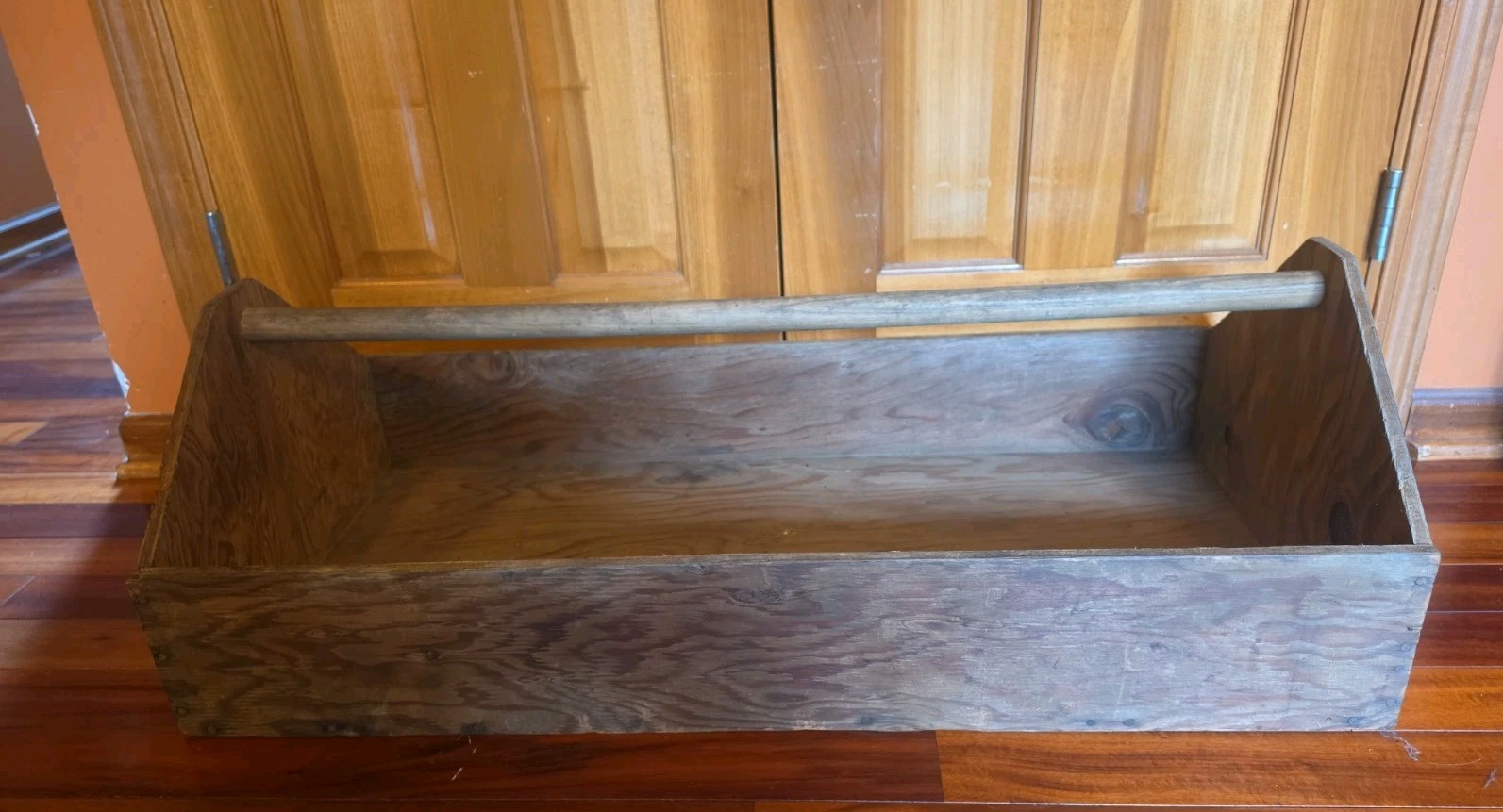 Antique Rustic Wood Caddy Box Primitive Tool Country Blanket Log Hearth Storage Antique Rustic Wood Caddy Box Primitive Tool Country Blanket Log Hearth Storage