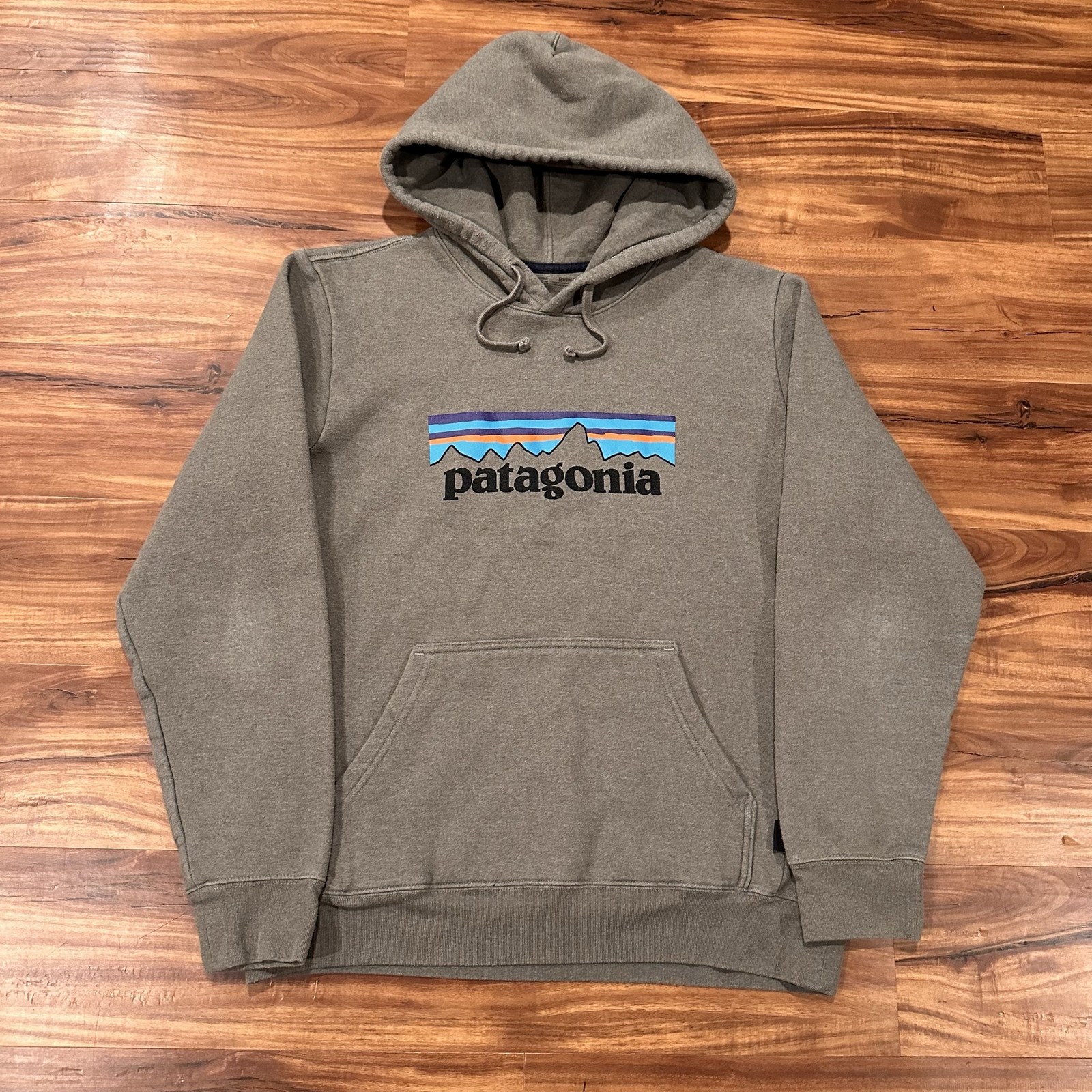 Patagonia Hoodie Mens Medium Green Uprisal Fleece Pullover P-6 Logo Sweatshirt