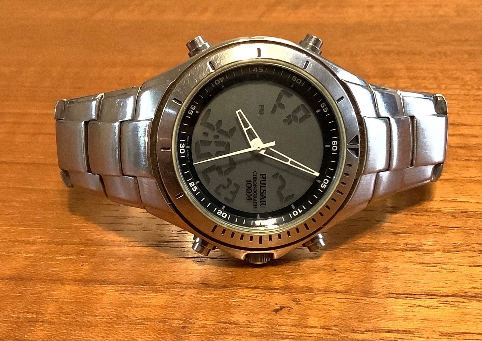 Pulsar Men’s Chronograph analogue/digital Bracelet Watch NX01-X001 - New Battery