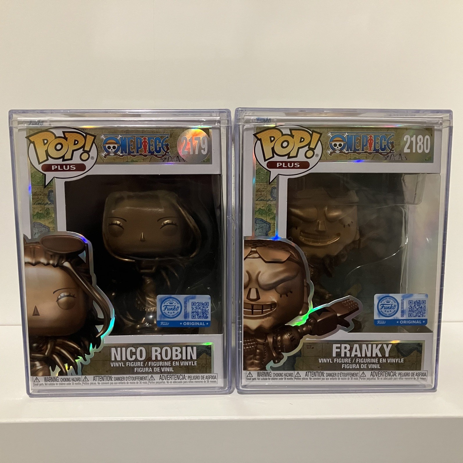 Funko Pop Nico Robin #2179 and Franky #2180 Bronze Statue Damaged Bundle w/Sort
