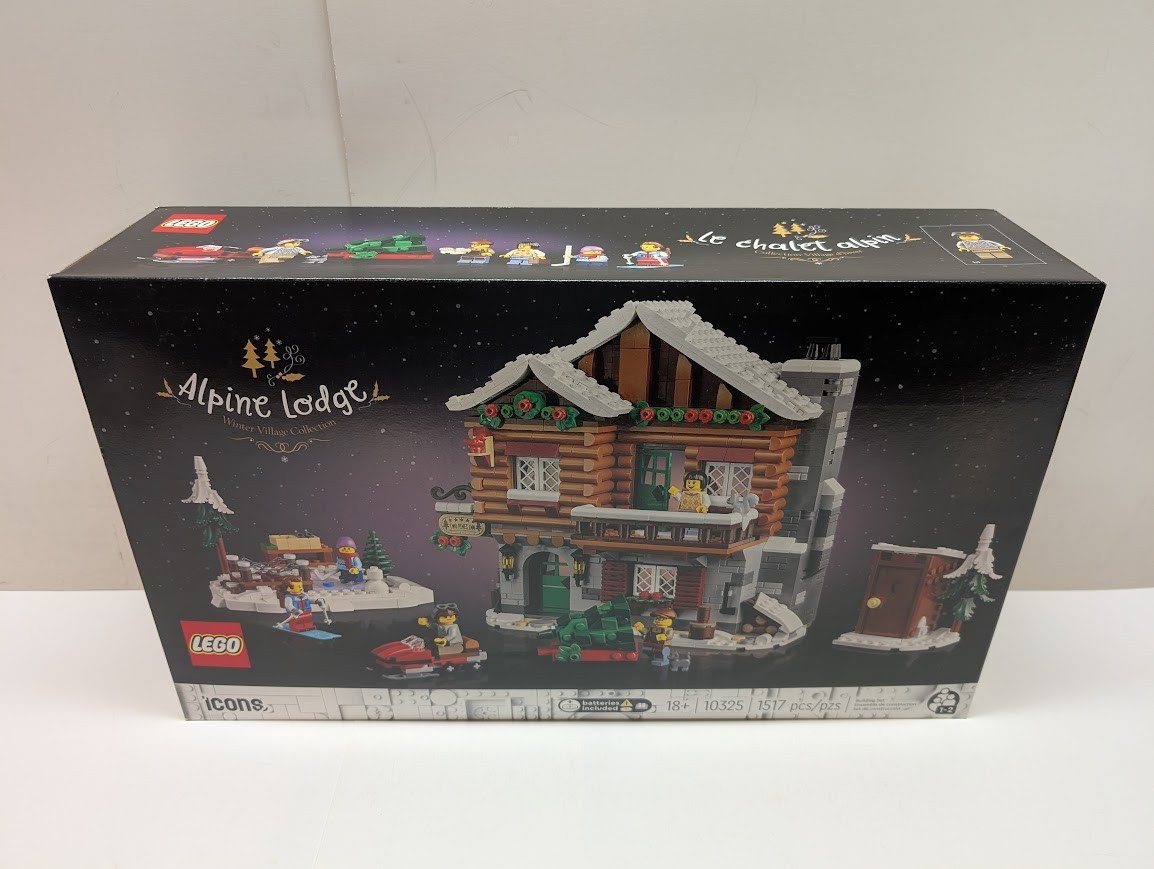 LEGO 10325 Icons: Alpine Lodge Holiday Christmas City New & Sealed w/ Shelf Wear