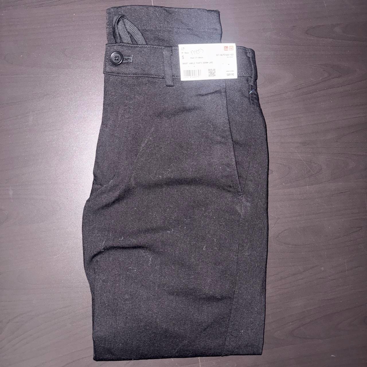 NWT Black UNIQLO smart ankle pants in size S