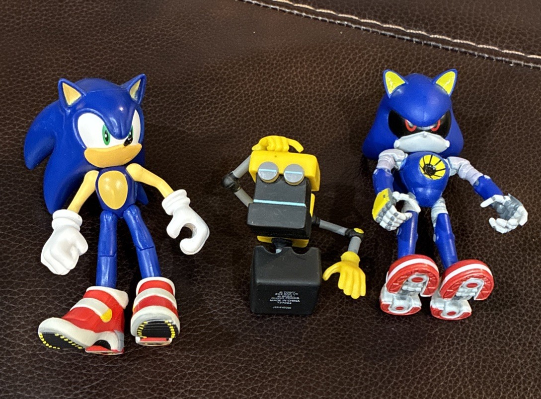 Sonic The Hedgehog Figure lot of 3 TOMY Jakks Pacific RARE TOMY CUBOT READ DESC