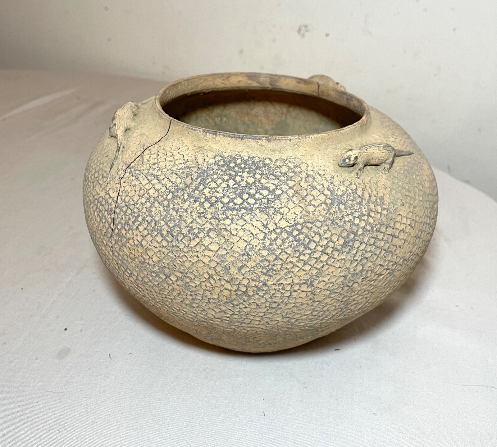 Antique Chinese Warring States Period grey pottery Rat vase vessel 480-221 BC Antique Chinese Warring States Period grey pottery Rat vase vessel 480-221 BC