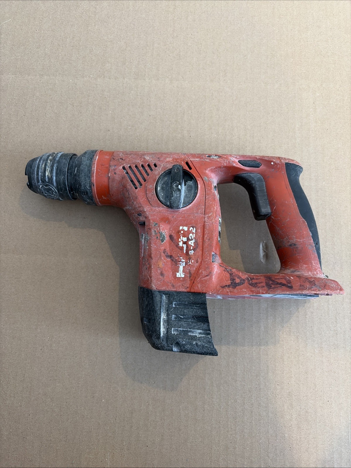Used HILTI TE 4-A22 Cordless Rotary SDS Hammer Drill 22V Concrete Battery Power Used HILTI TE 4-A22 Cordless Rotary SDS Hammer Drill 22V Concrete Battery Power