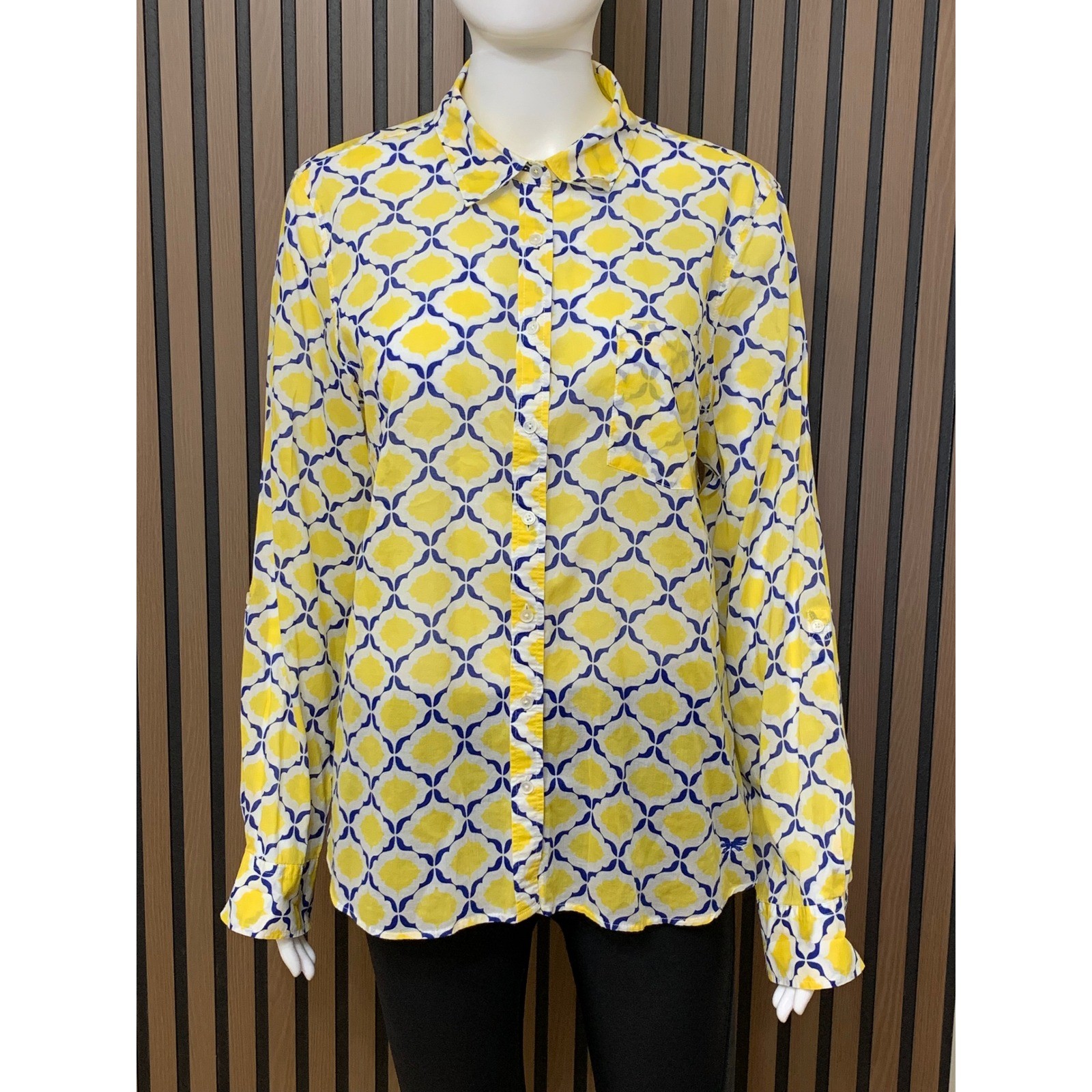Talbots Women\'s 14 Cotton Button Down Shirt Yellow Blue Geometric Long Sleeve