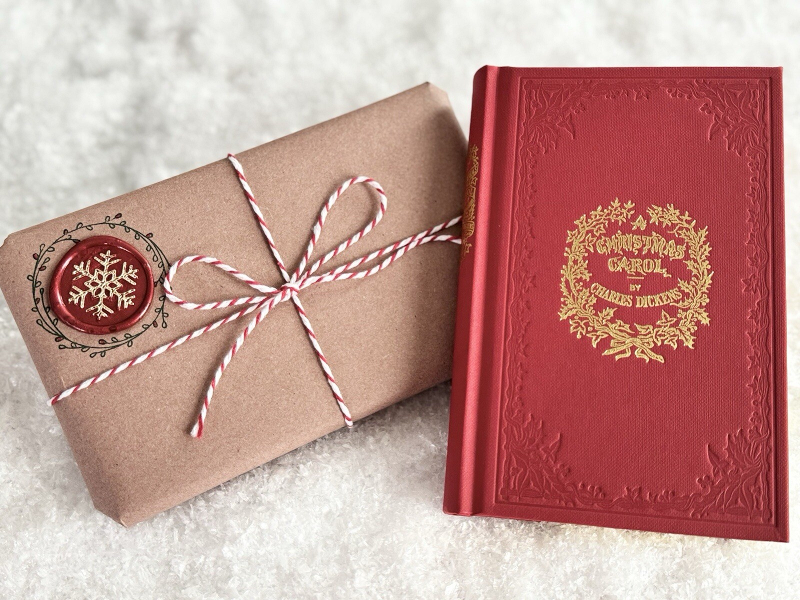 GIFT WRAPPED🎁A Christmas Carol Charles Dickens Silk Binding 1st Edition Replica