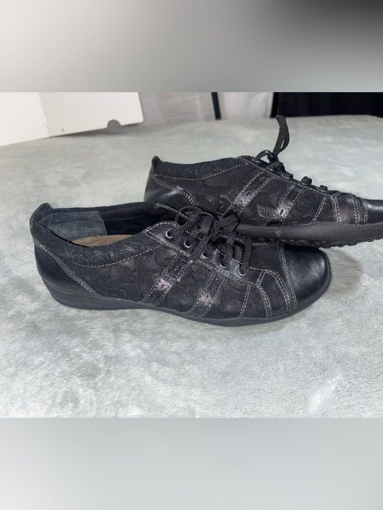 Taos Footwear Black Leather Comfort Walking Shoes Sneaker Low Top | Size 7.5
