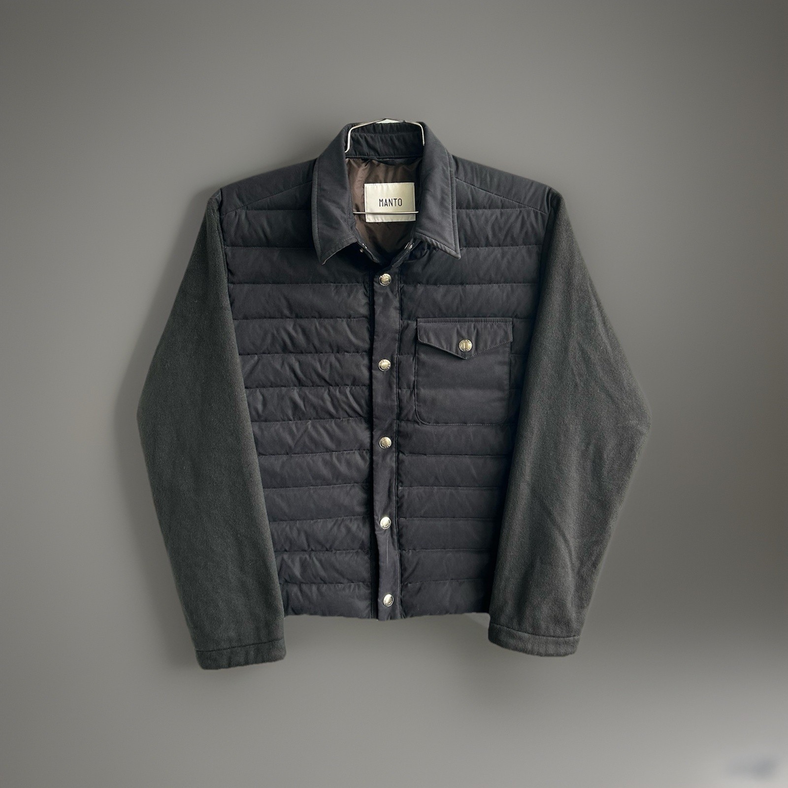 Manto Down-Filled Quilted Puffer Jacket with Cashmere Sleeves Size EU (52) L/M Manto Down-Filled Quilted Puffer Jacket with Cashmere Sleeves Size EU (52) L/M