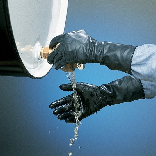 North Butyl Series B074GI Black Unsupported Chemical-Resistant Gloves