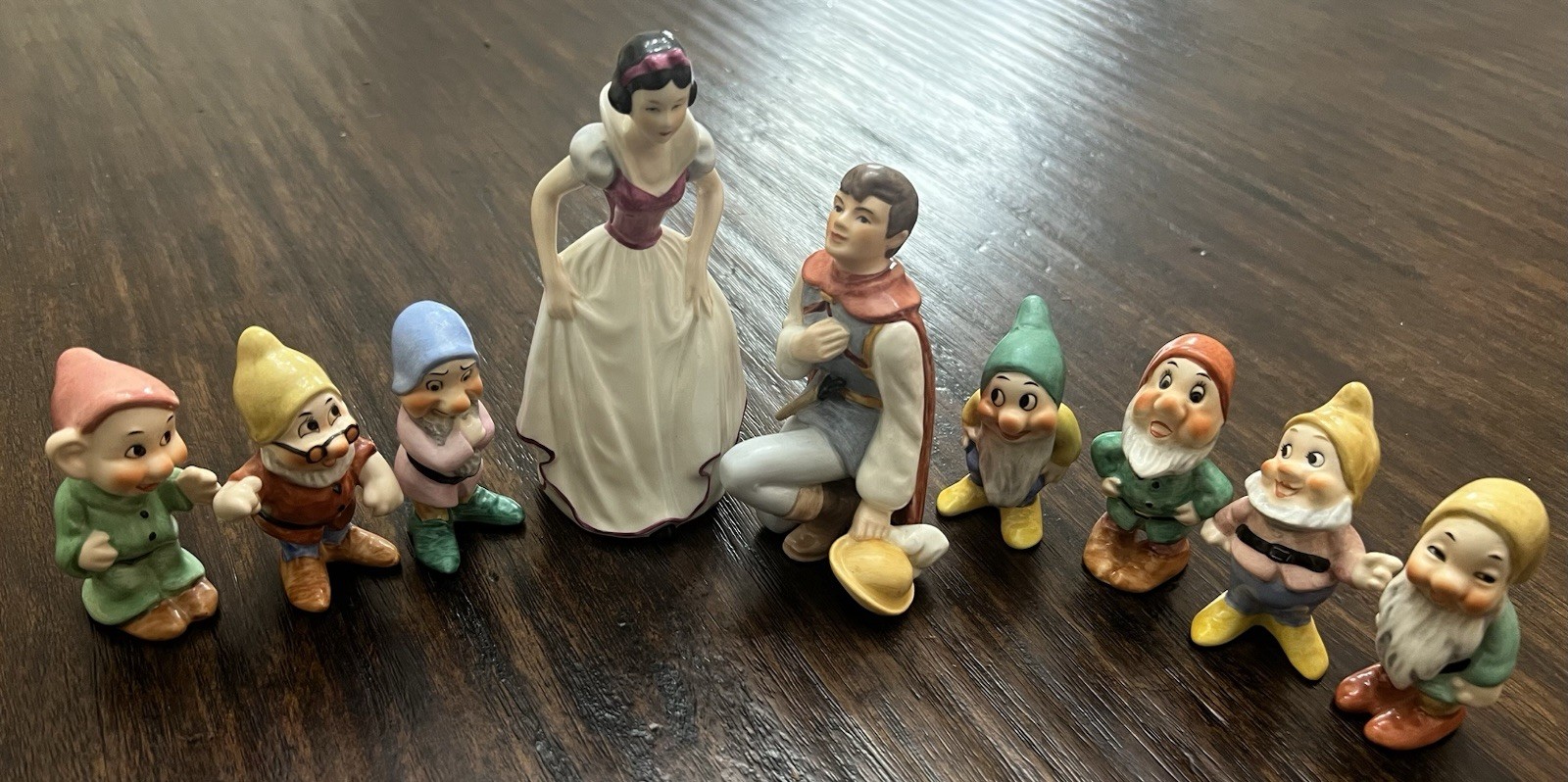 Goebel Walt Disney Snow White & Seven Dwarfs & Prince Signed W. Riedl Snow White