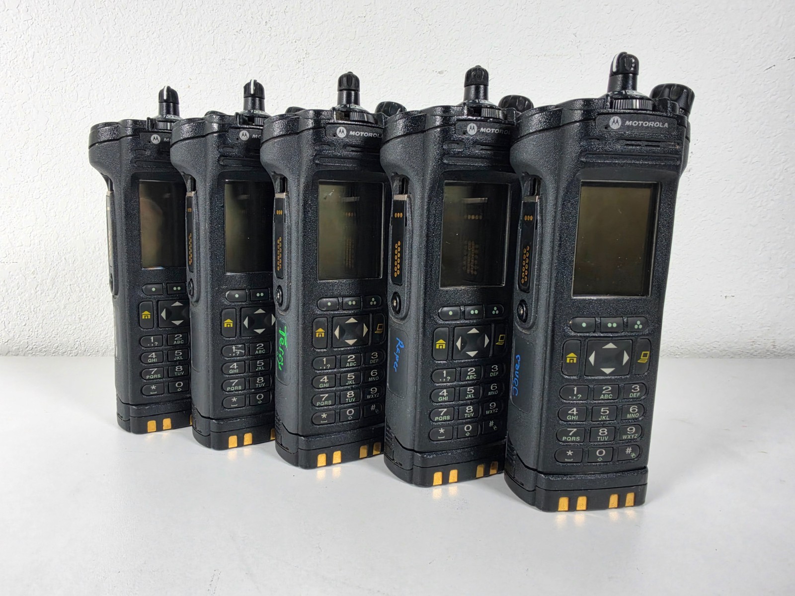 MOTOROLA APX7000 APX 7000 3.5 FULL KEYPAD VHF/700/800 MHz Model: H97TGD9PW1AN MOTOROLA APX7000 APX 7000 3.5 FULL KEYPAD VHF/700/800 MHz Model: H97TGD9PW1AN